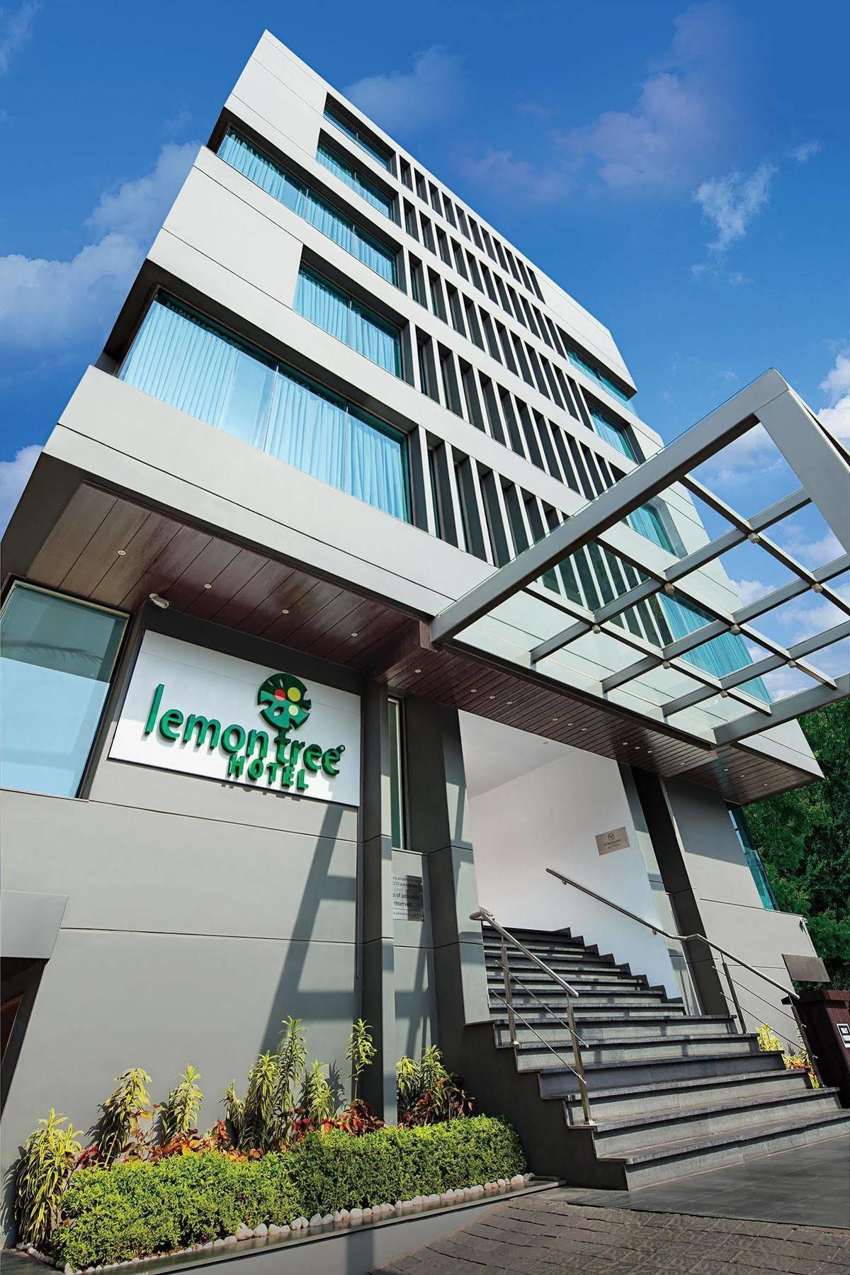 Lemon Tree Hotel, Vadodara Exterior photo